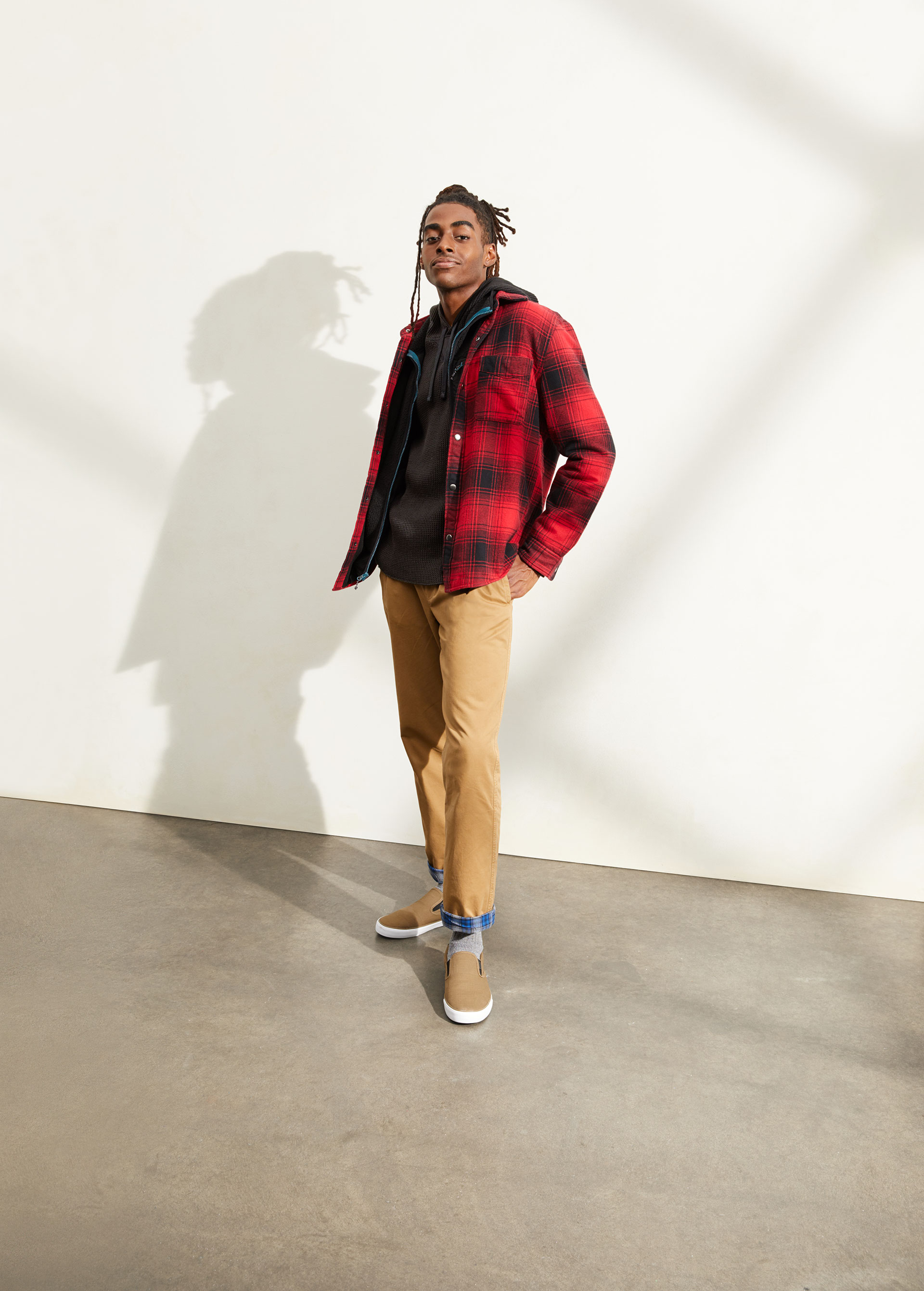 Red plaid cheap shirt outfit mens